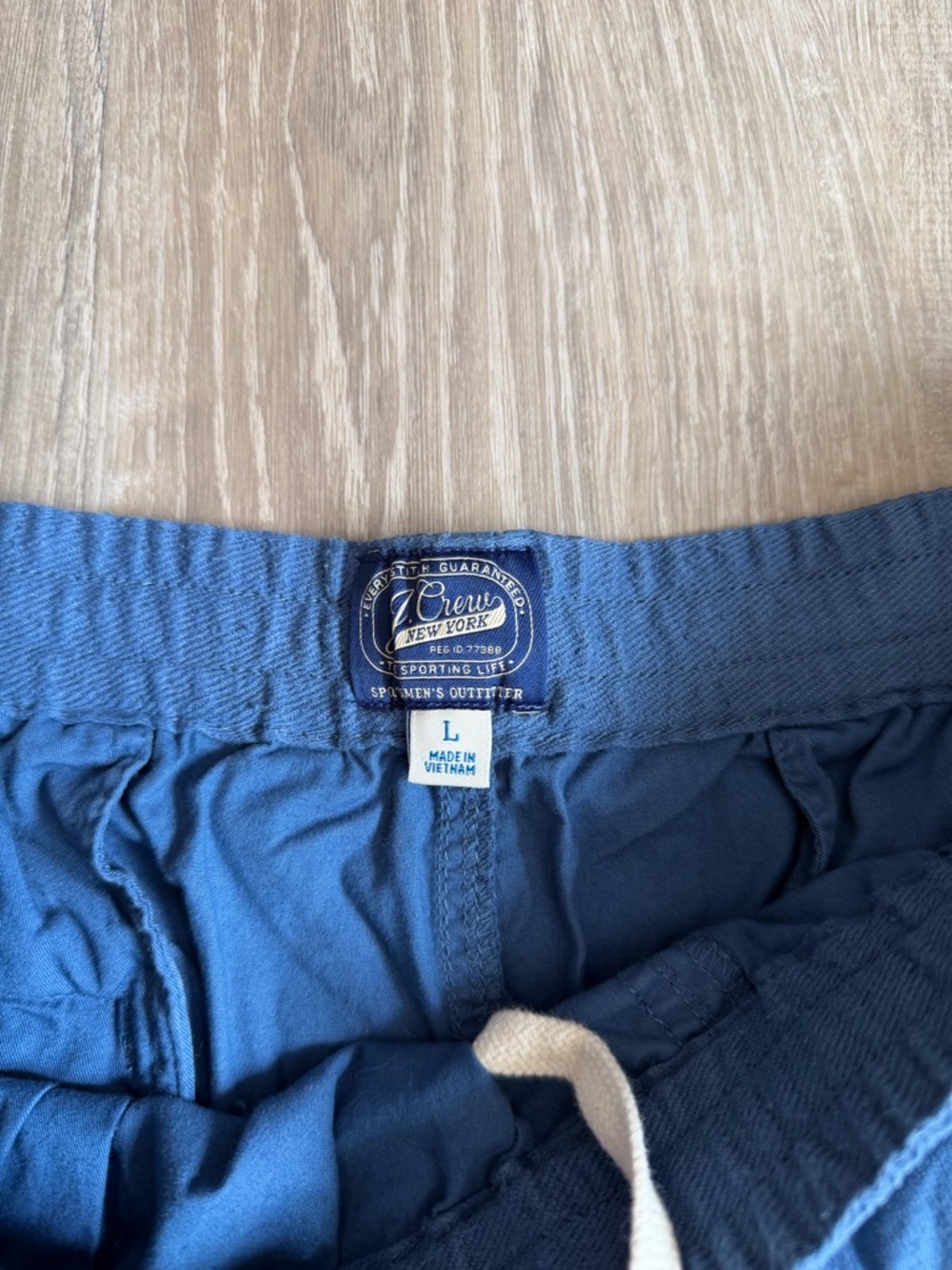 J. Crew Factory Men's Garment Dyed Dock Shorts Drawstring - Picture 3 of 3